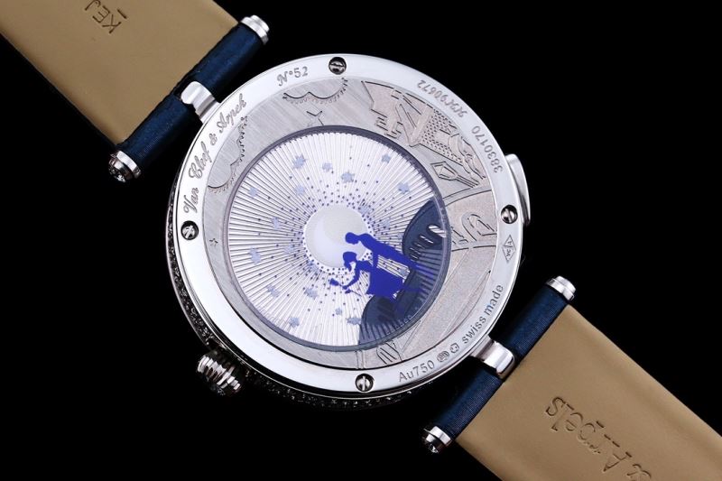 VAN CLEEF ARPELS Watches